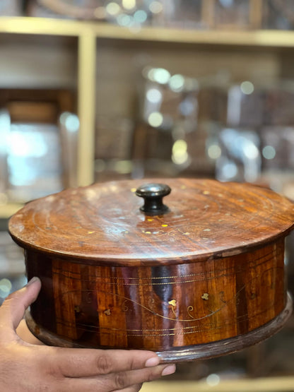 Handcrafted Wooden Hotpot – Elegant Traditional Food Server